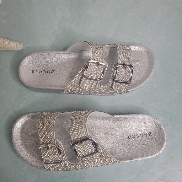 NEW! Silver Sparkle Buckle Slides - Picture 7 of 7
